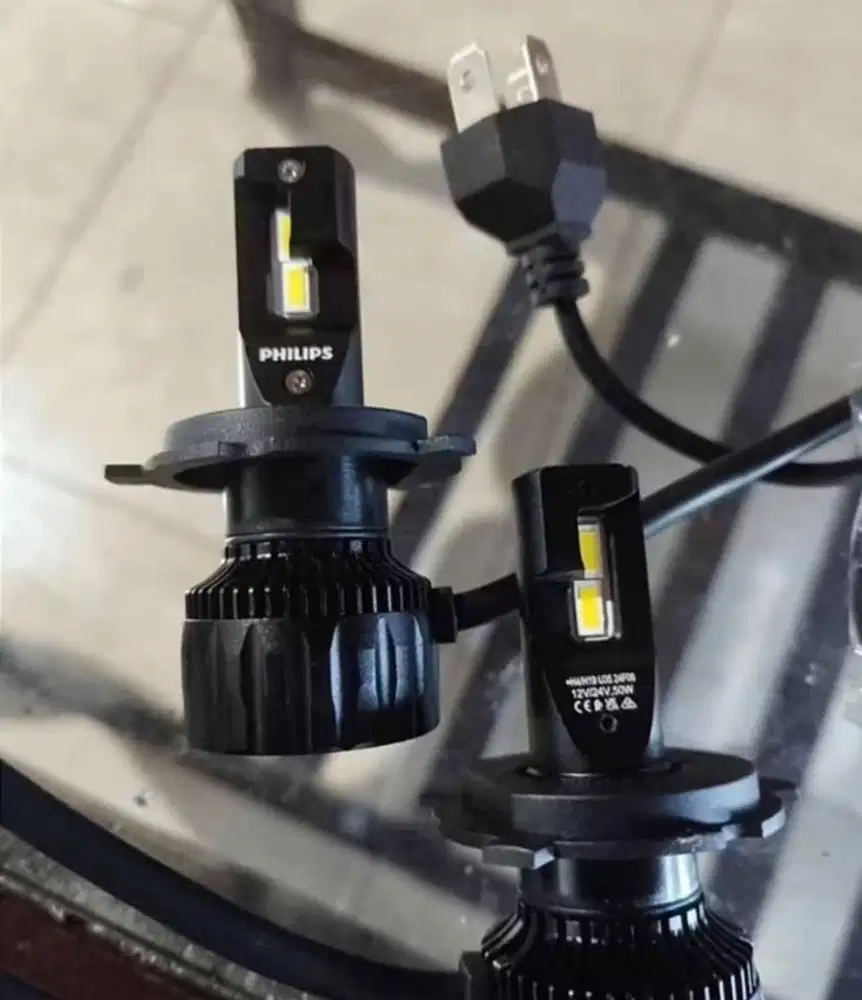 Lampu Led Mobil H4 Philips Ultinon