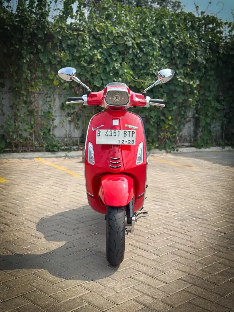 VESPA SPRINT 150 IGET ABS 2018 MERAH - TERMURAH SEINDONESIA
