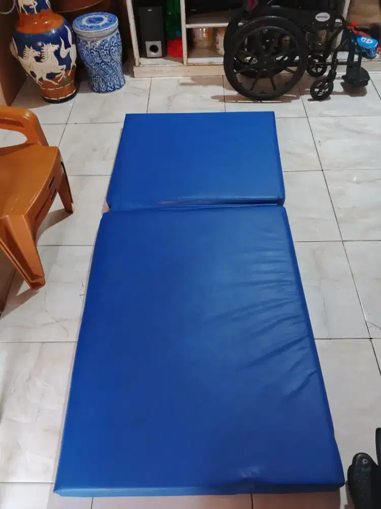 bed rumah sakit
