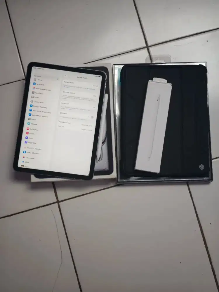 [LIKE NEW] iPad Air 11 Inch M2 128GB Space Gray + Apple Pencil (USB-C)