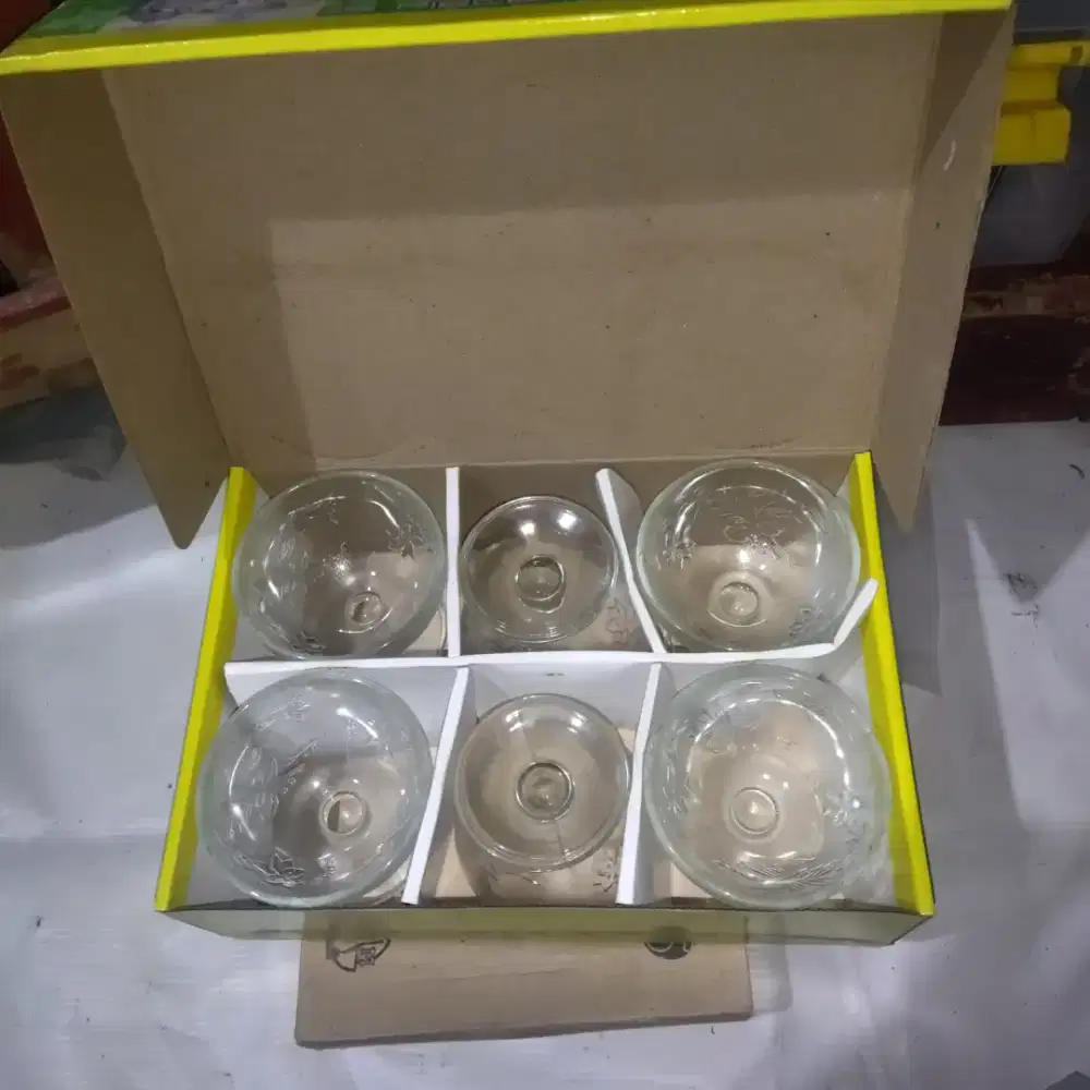 Gelas bisa buat kopi teh dll