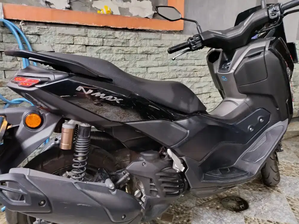 Yamaha NMAX Neo S 2025 Hitam