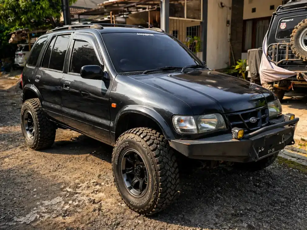 Dijual Mobil Offroad 4x4 Matic