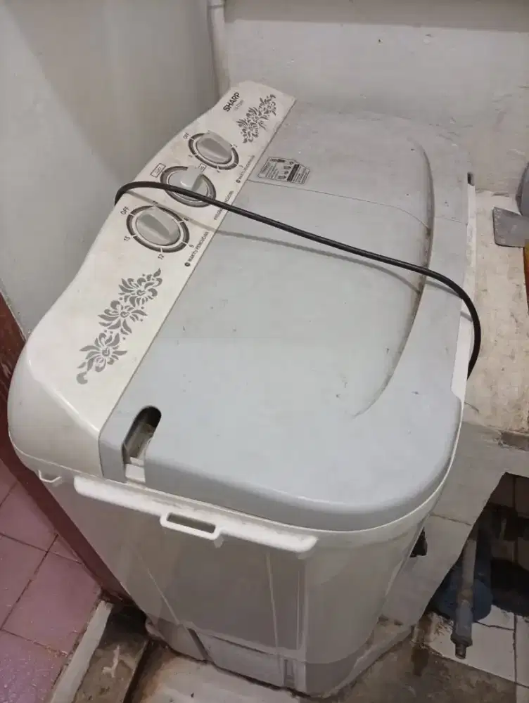 Mesin cuci merk sharp