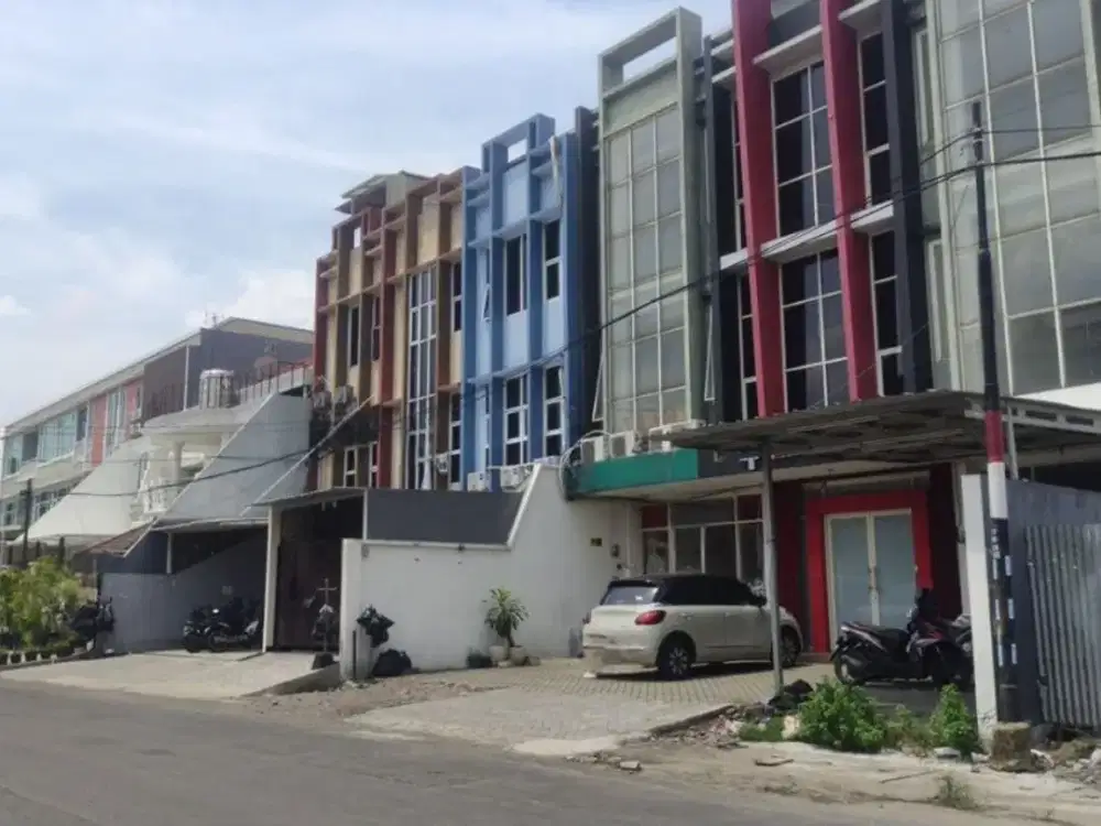 RUKO KUTISARI* Parkir ±100 m² * Listrik 5.500 VA