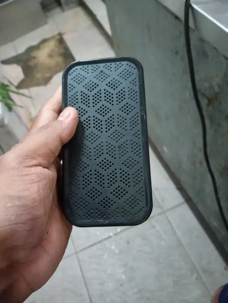 Speaker goojodoq