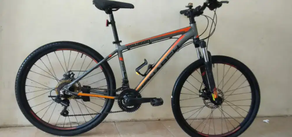 Dijual cepat murah sepada gunung polygon monurch 4 frame Aolly normal