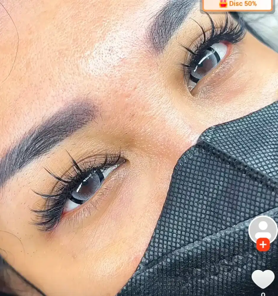 Lowongan eyelash model