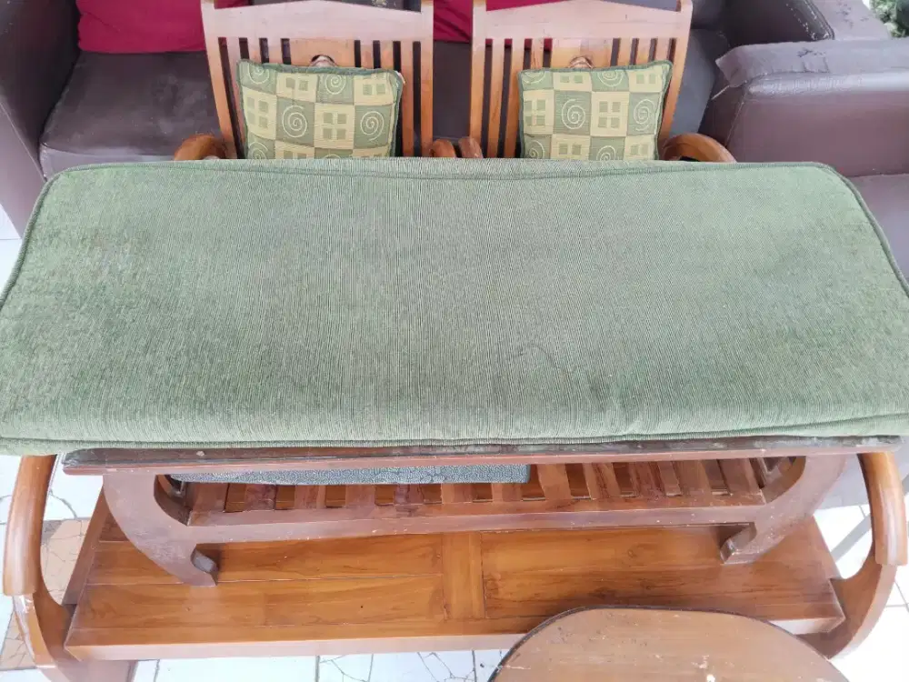 kursi jati keadaan second sangat layak pakai