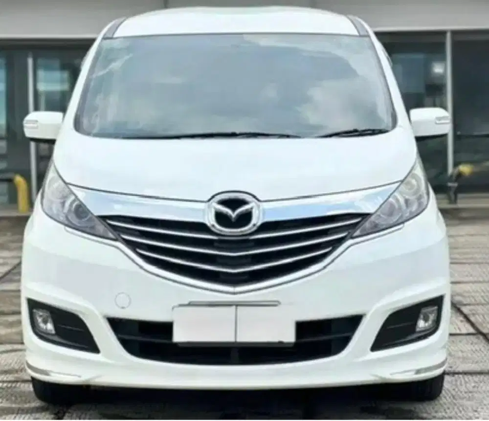 MAZDA BIANTE 2.0 AT 2013