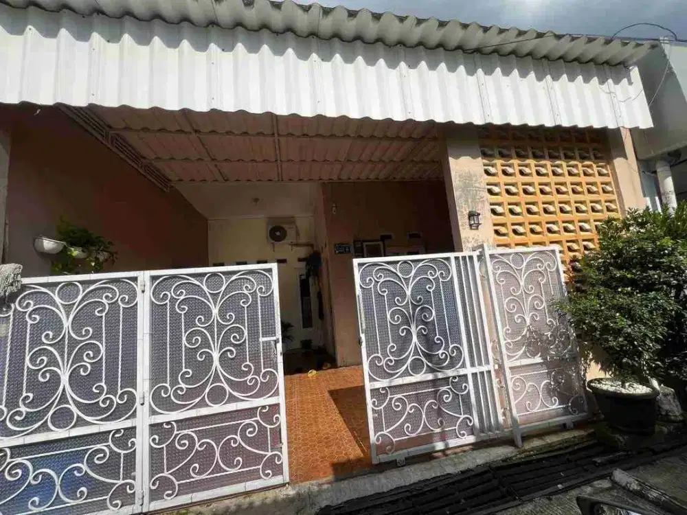 dijual murah rumah di perumnas Depok timur 2 kamar tidur akses angkot