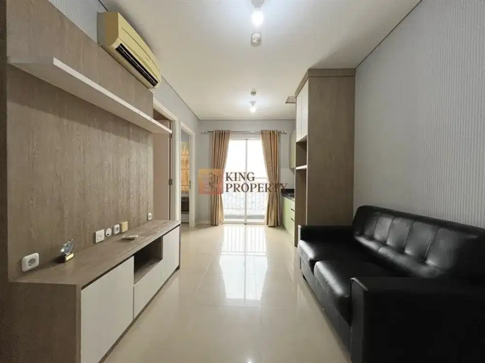 Jalan Kaki ke Office Tower Soho Capital, APL Tower & Sebrang Sogo Central Park, Disewa 2BR Furnished Minimalis Homey Siap Huni, Podomoro City Jakbar