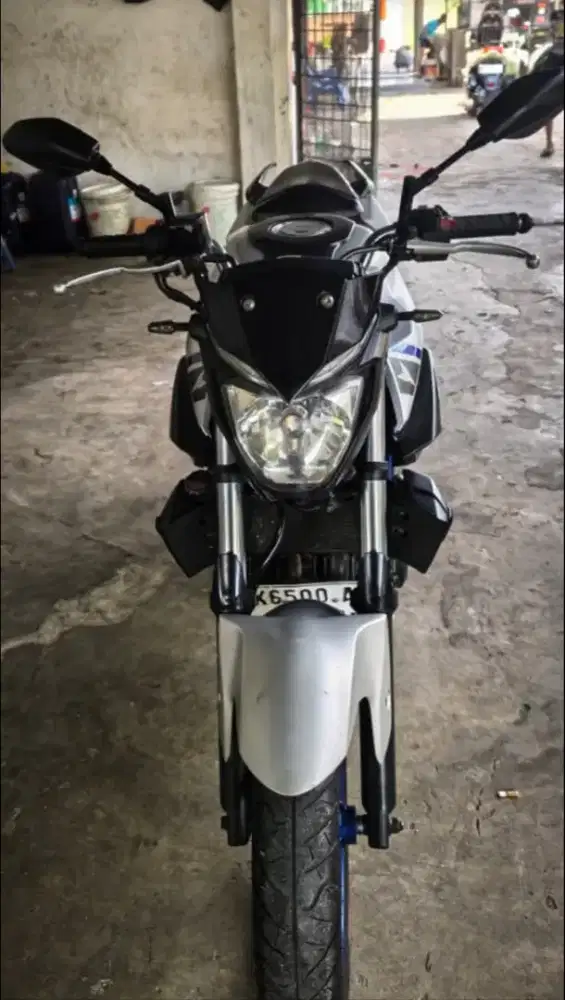 Yamaha mt25 2015