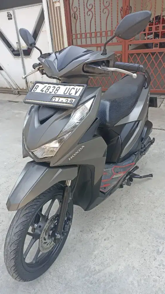 Honda beat deluxe CBS ISS tahun 2023 / 2024.