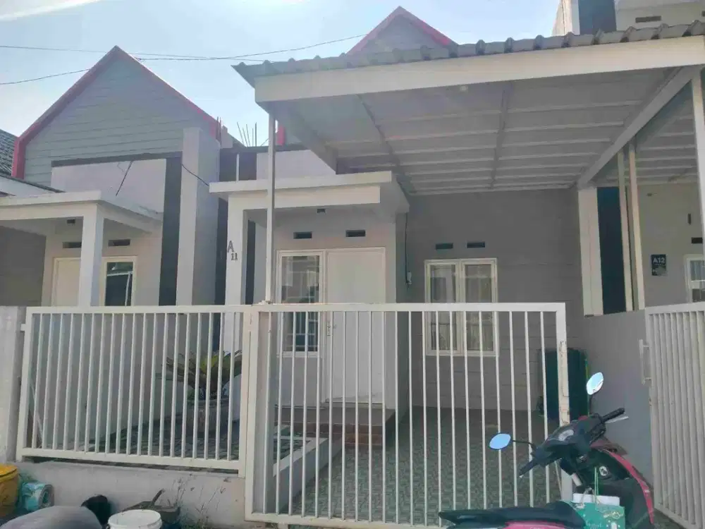Kontrakan Rumah Baru 2 kamar minimalis joyoagung atas LOWOKWARU