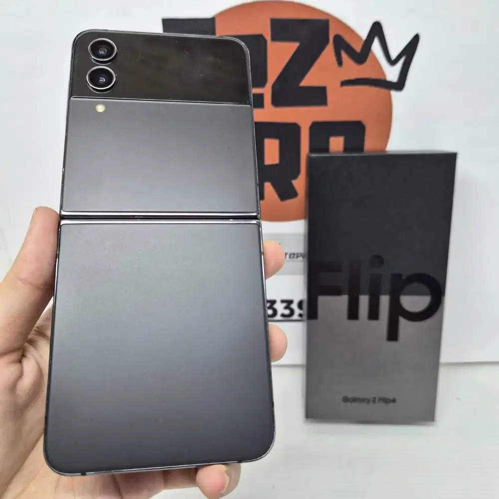 Samsung Z Flip 4 Black 8/256GB Fullset Mulus NO MINUS NO KENDALA