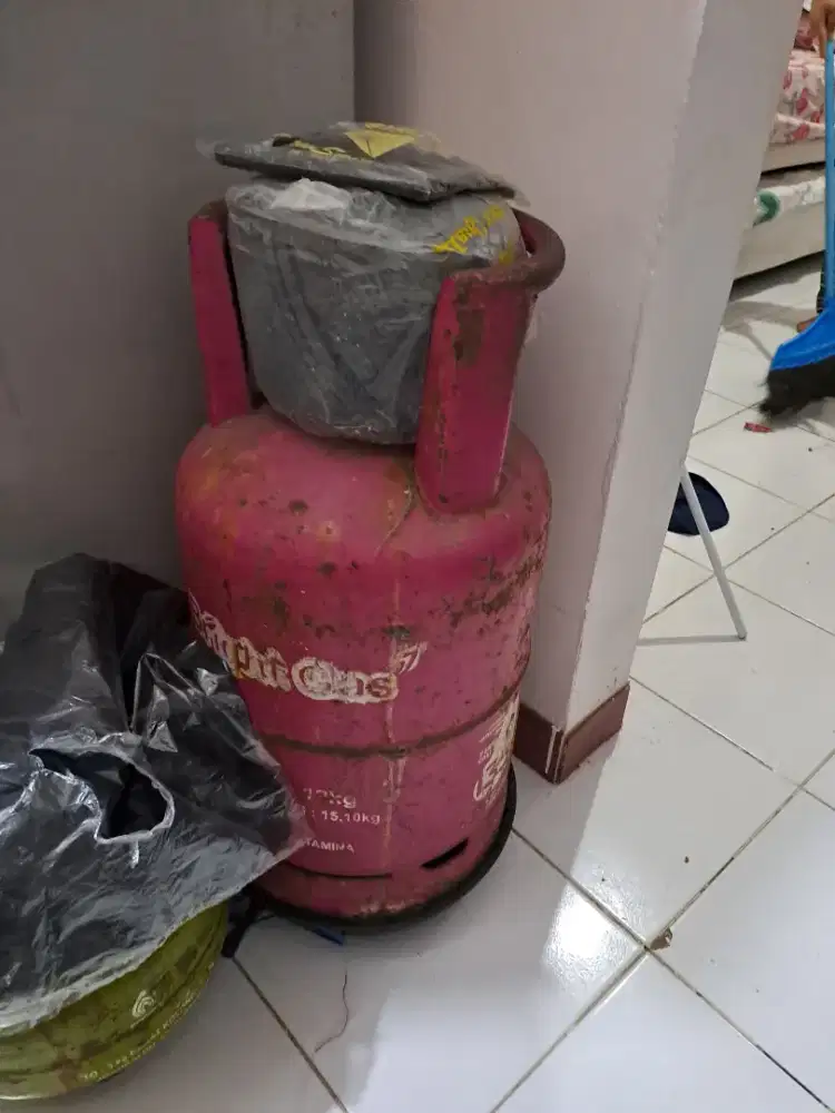 Tabung Gas Besar