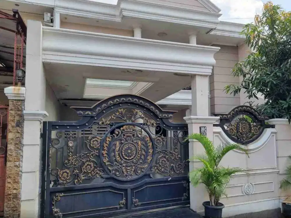 Dijual Rumah Bagus dan Murah di Jln. Guru Sali'in, Pesanggrahan, Jakarta Selatan