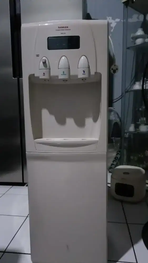 Dispenser sanken