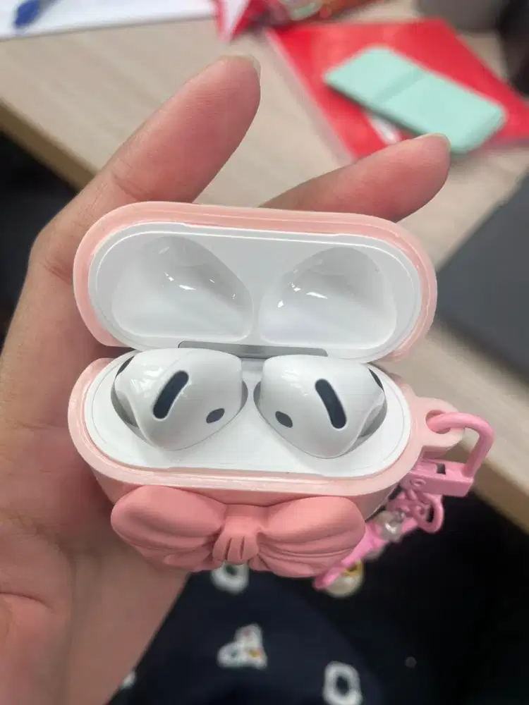 AIRPODS 4 NEW ADA BOX