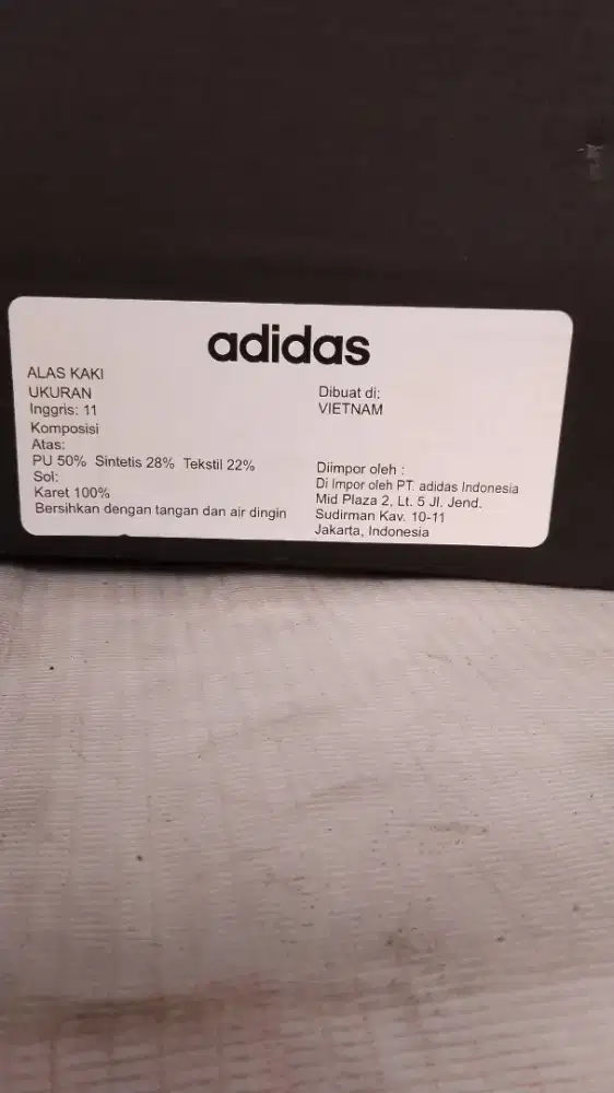 Sepatu Adidas court jam control