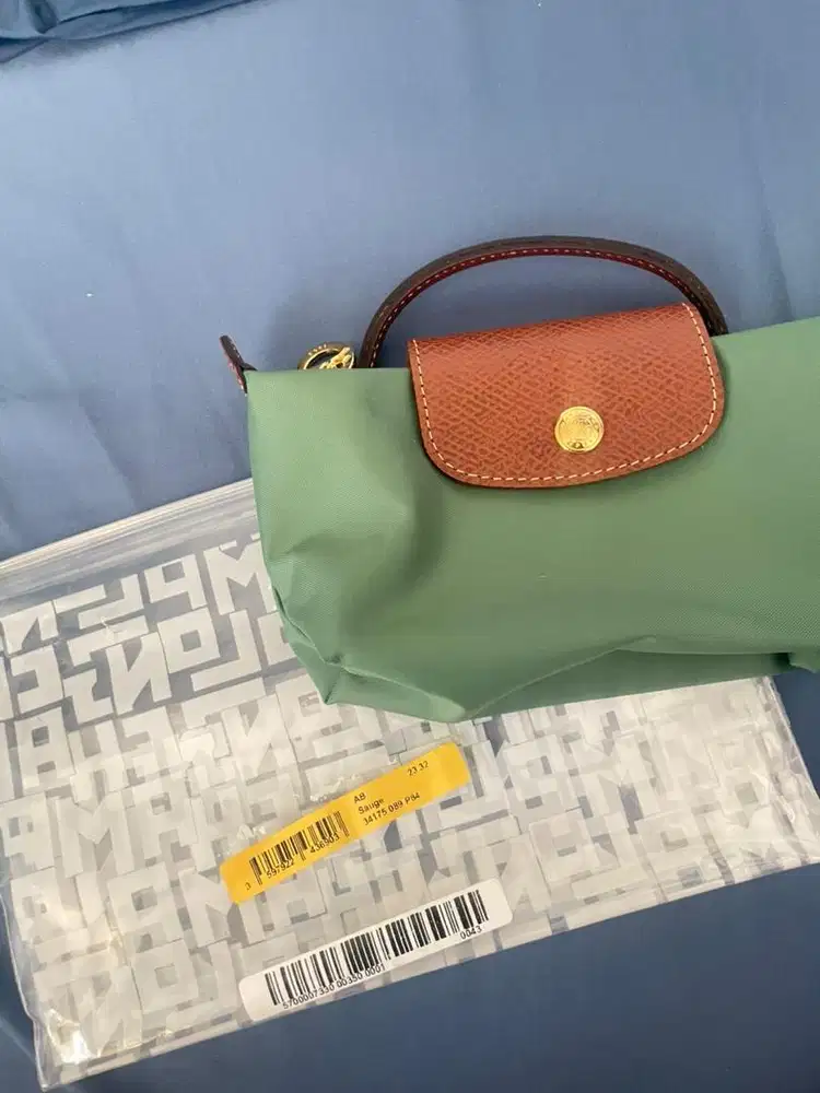 Longchamp Pouch Sauge Colour