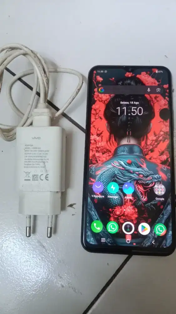 Vivo y33s 8+4/128 HP cas aja