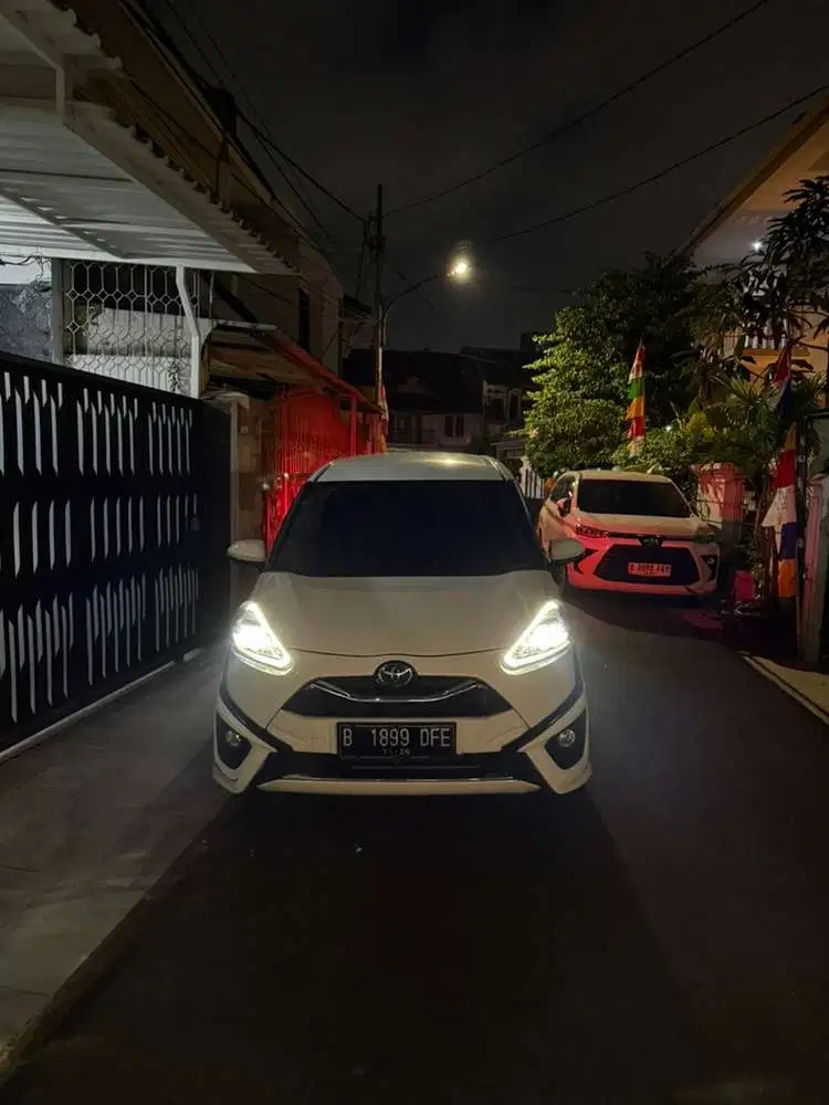 Toyota Sienta Q 2021 Bensin
