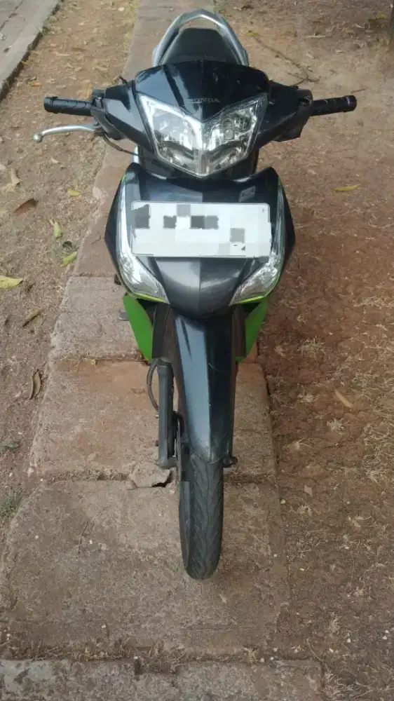 Supra x 125 helm in 2012