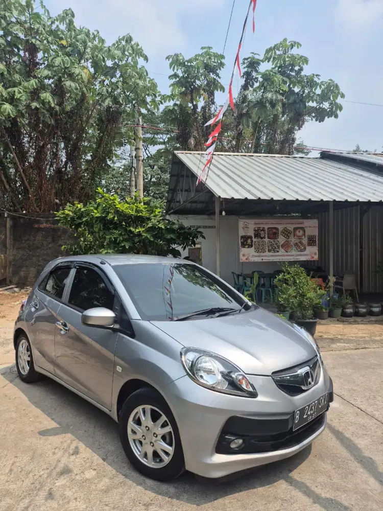 Honda Brio E Manual MT km 30 Rb Ganjil