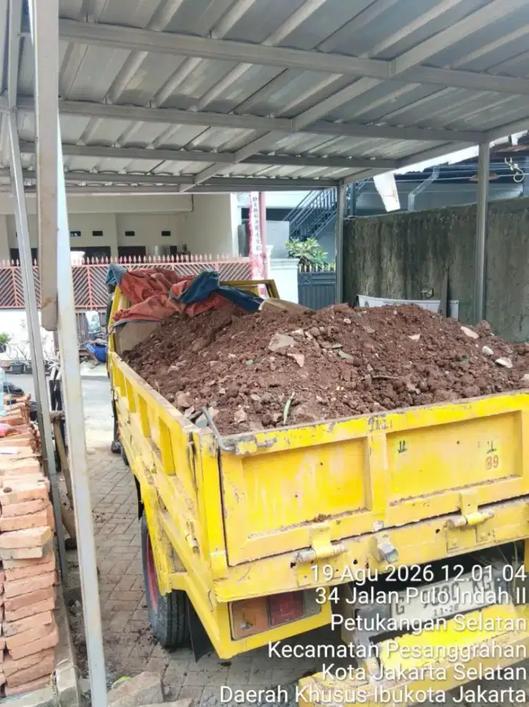 Jasa urugan puing dan tanah