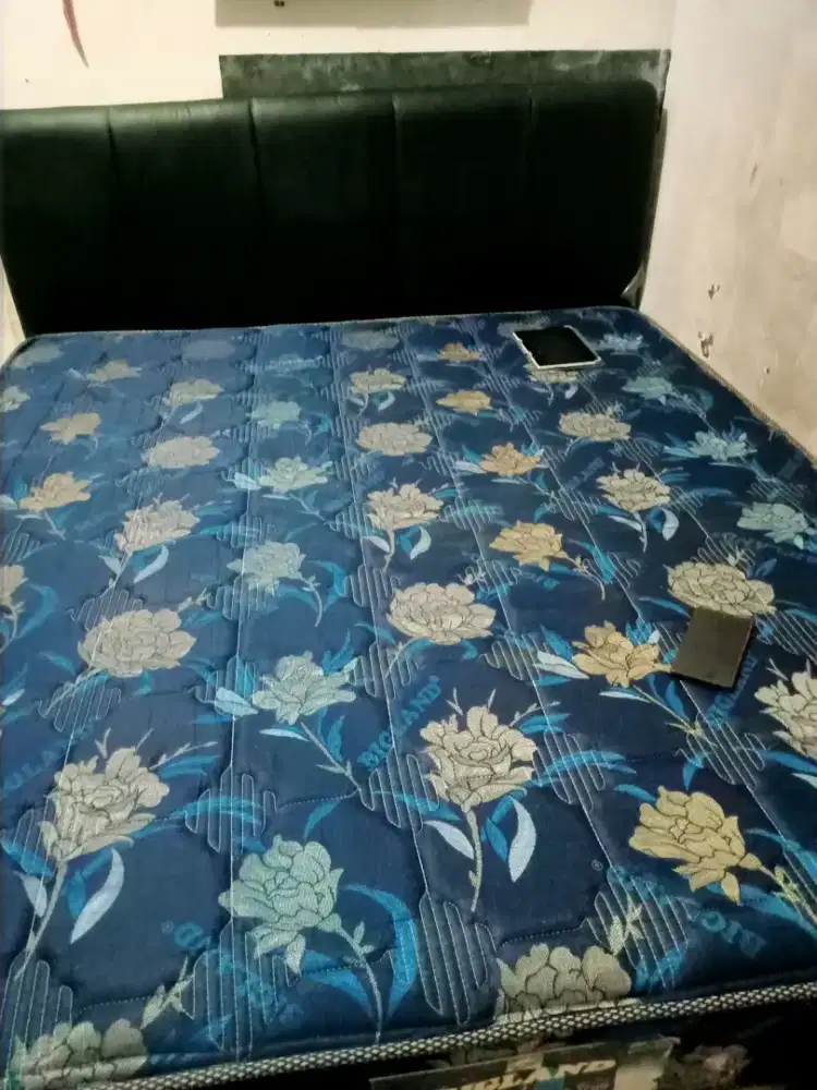 jual cepat 1 set springbed merk bigland