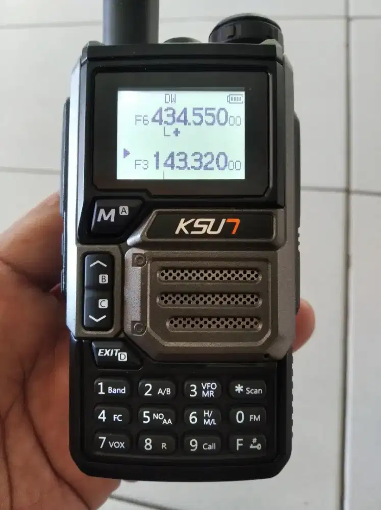 HT KSUN UV-60D multiband