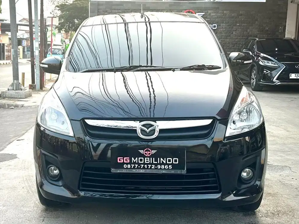 Mazda VX 1 1.4 V MT Th 2015 Kembaran Ertiga