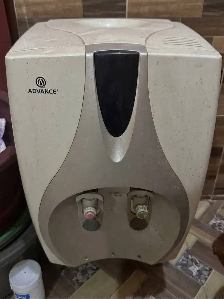 Dispenser / Penyaring Air Advance Nurisu - Advance (WS8805) PRELOVED