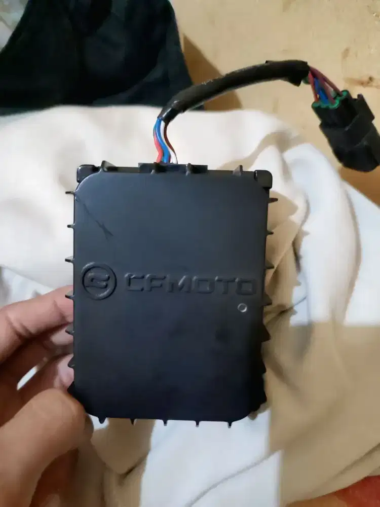 CFMOTO TBox ( Alat Sensor GPS dll ) Motor / Mobil Aplikasi