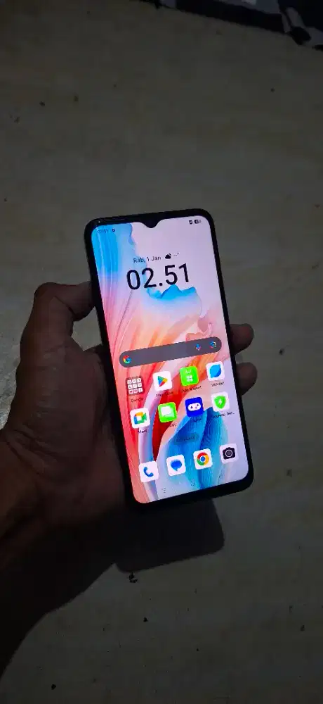 Oppo A18 ram 4/128g