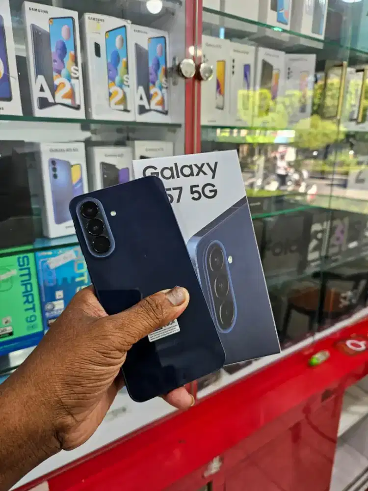 Samsung A57 5g 8/256 mulus grs mei 2027