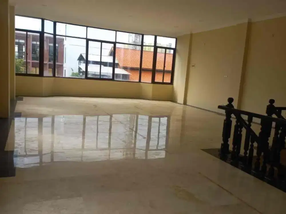 Disewakan Mini Building 4 Lantai Bangunan Siap Pakai Di Kecamatan Setiabudi. Jakarta Selatan Cocok buat kantor