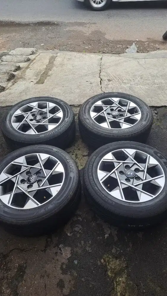 Velg mobil r16 stargezer bisa buat gran max ertiga carry luxio dll