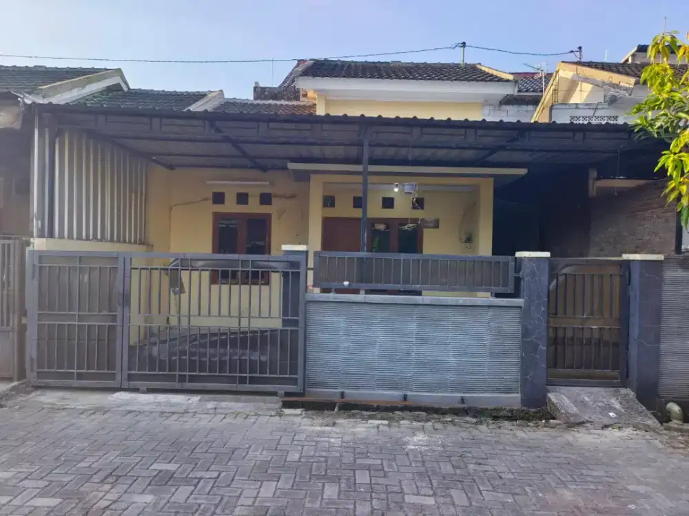 Dijual Rumah lokasi Bolon L:85m