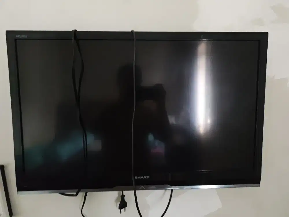 Jual TV LED 32 SHARP Kondisi Bagus Normal
