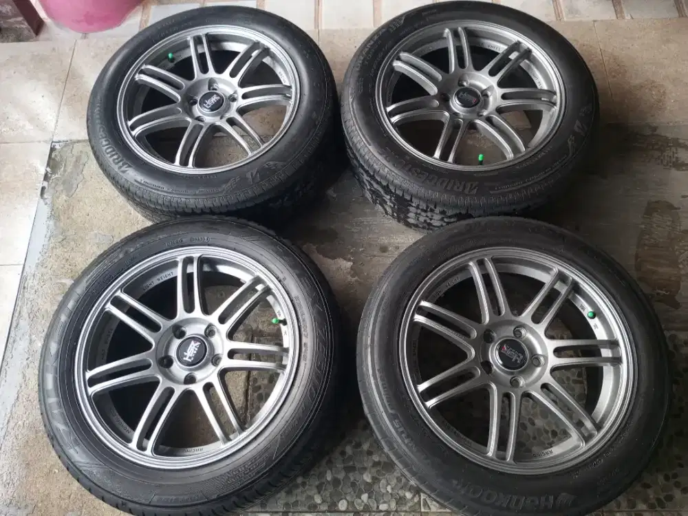 Velg Dan Ban Ring 17 PCD 5 x 114,3 Mulus siap pakai