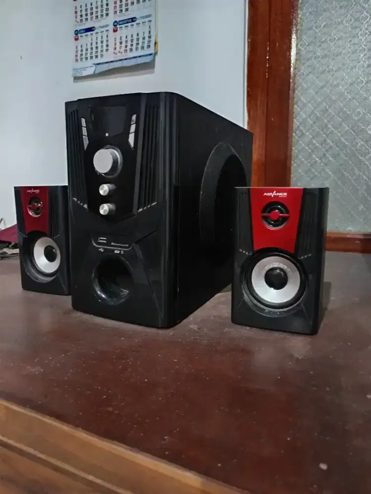 Speaker Bluetooth merk Advance
