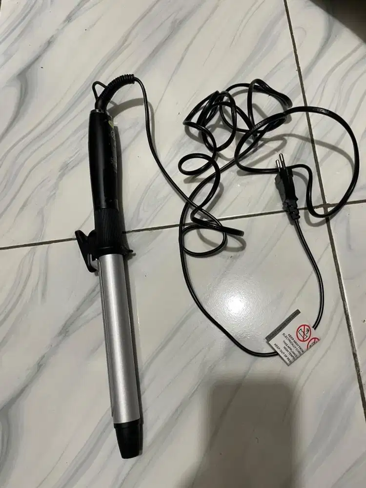 Catokan curly / keriting merk tuft