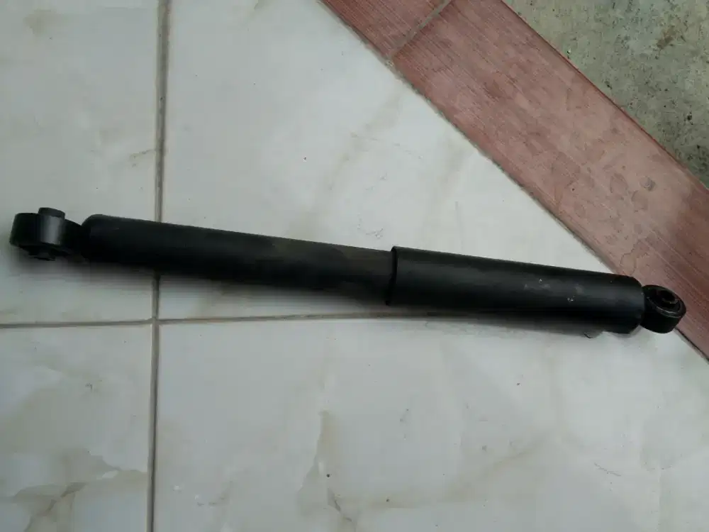 Shockbreaker Belakang Grandmax