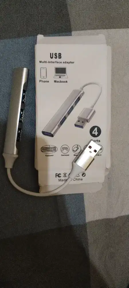 Adaptor/Port USB 4 hub