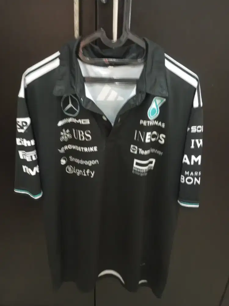 Jersey kerah formula one size XXL fit XL