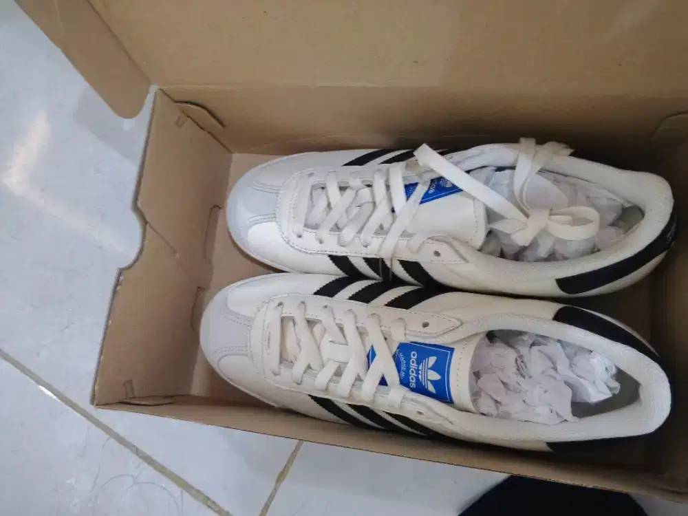 Adidas lifestyle k74