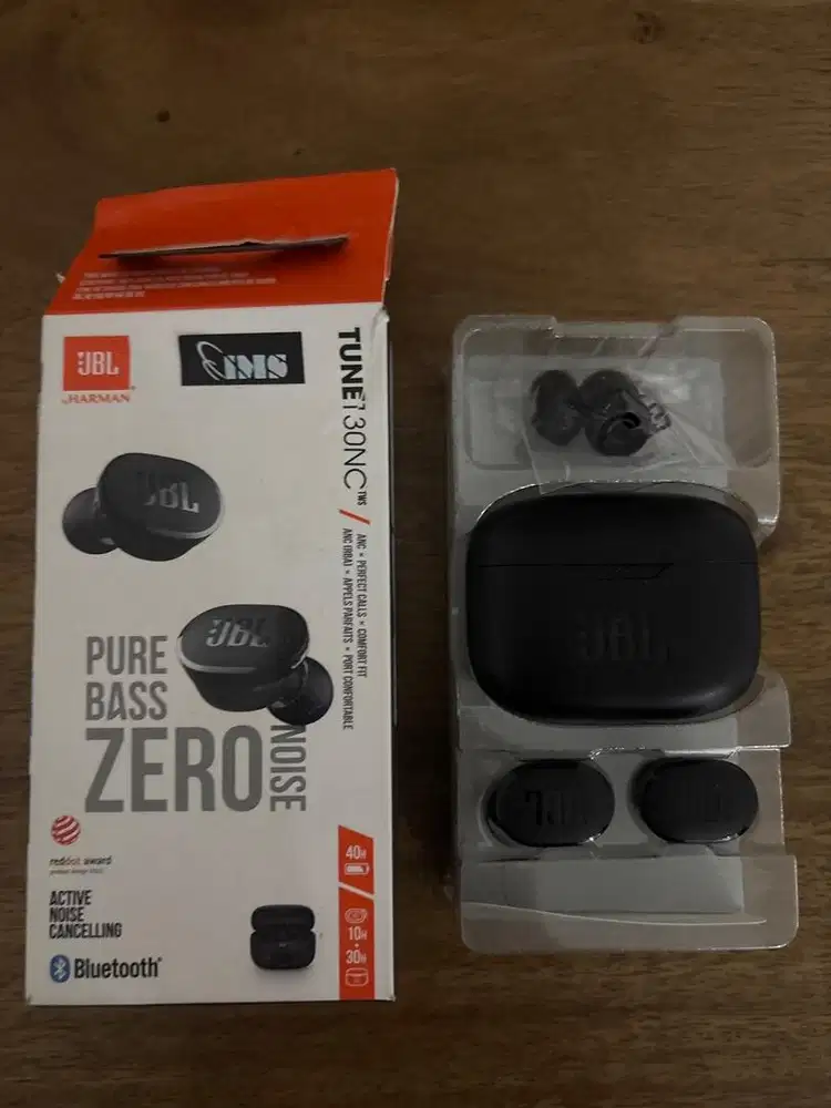 JBL Earphone Dijual Murah ya!